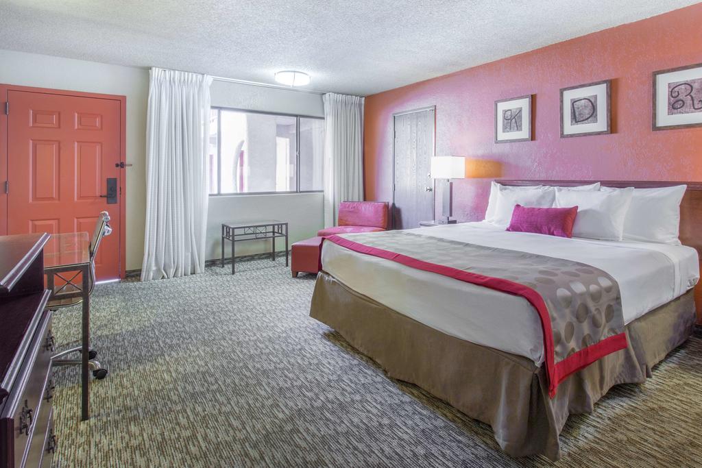 Dobson Ranch Inn Меса Экстерьер фото