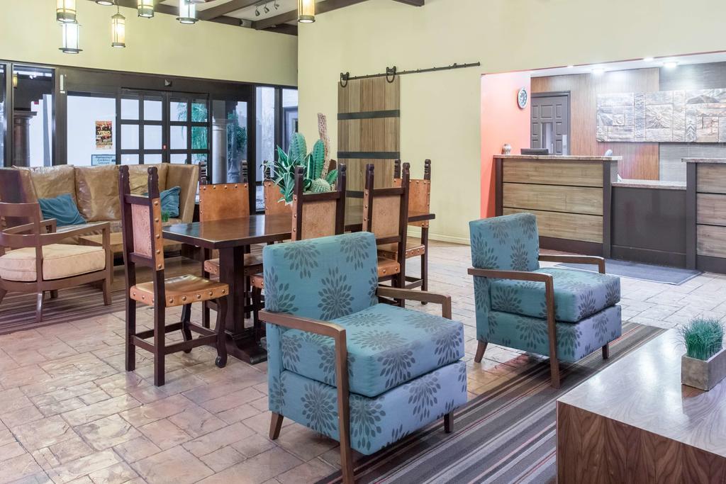 Dobson Ranch Inn Меса Экстерьер фото