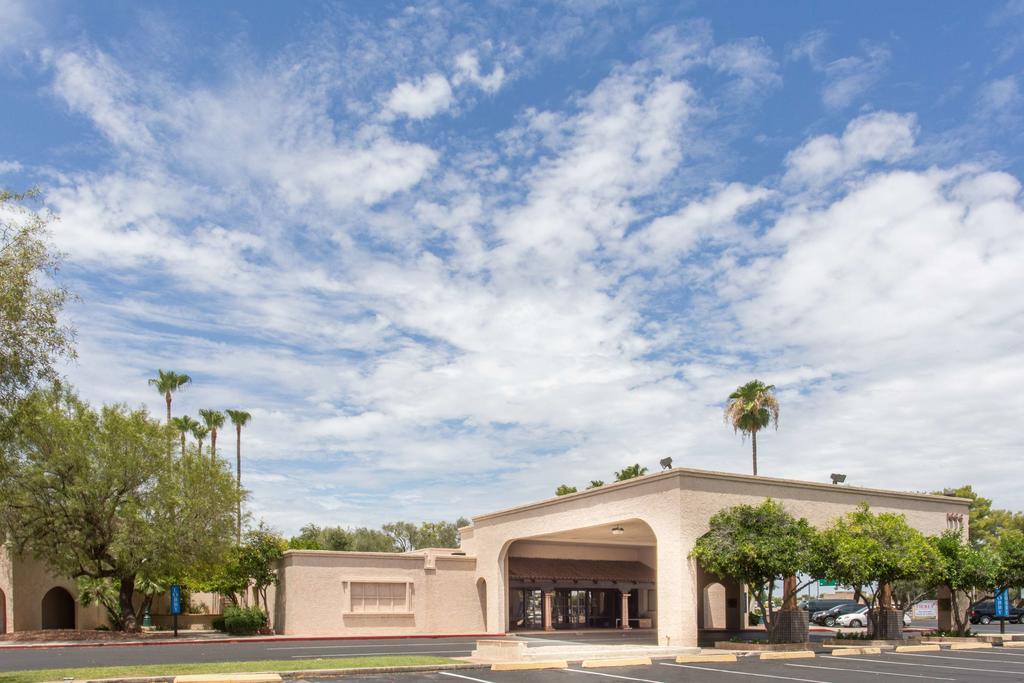 Dobson Ranch Inn Меса Экстерьер фото